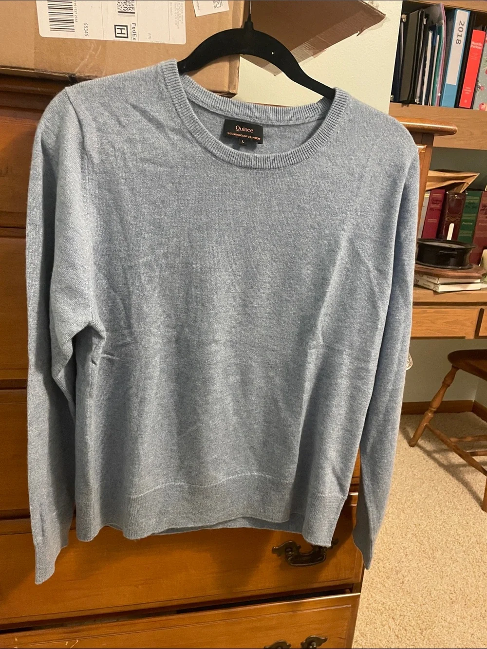 Quince Woman’s Light Blue Crewneck Cashmere Sweater - Picture 2 of 3